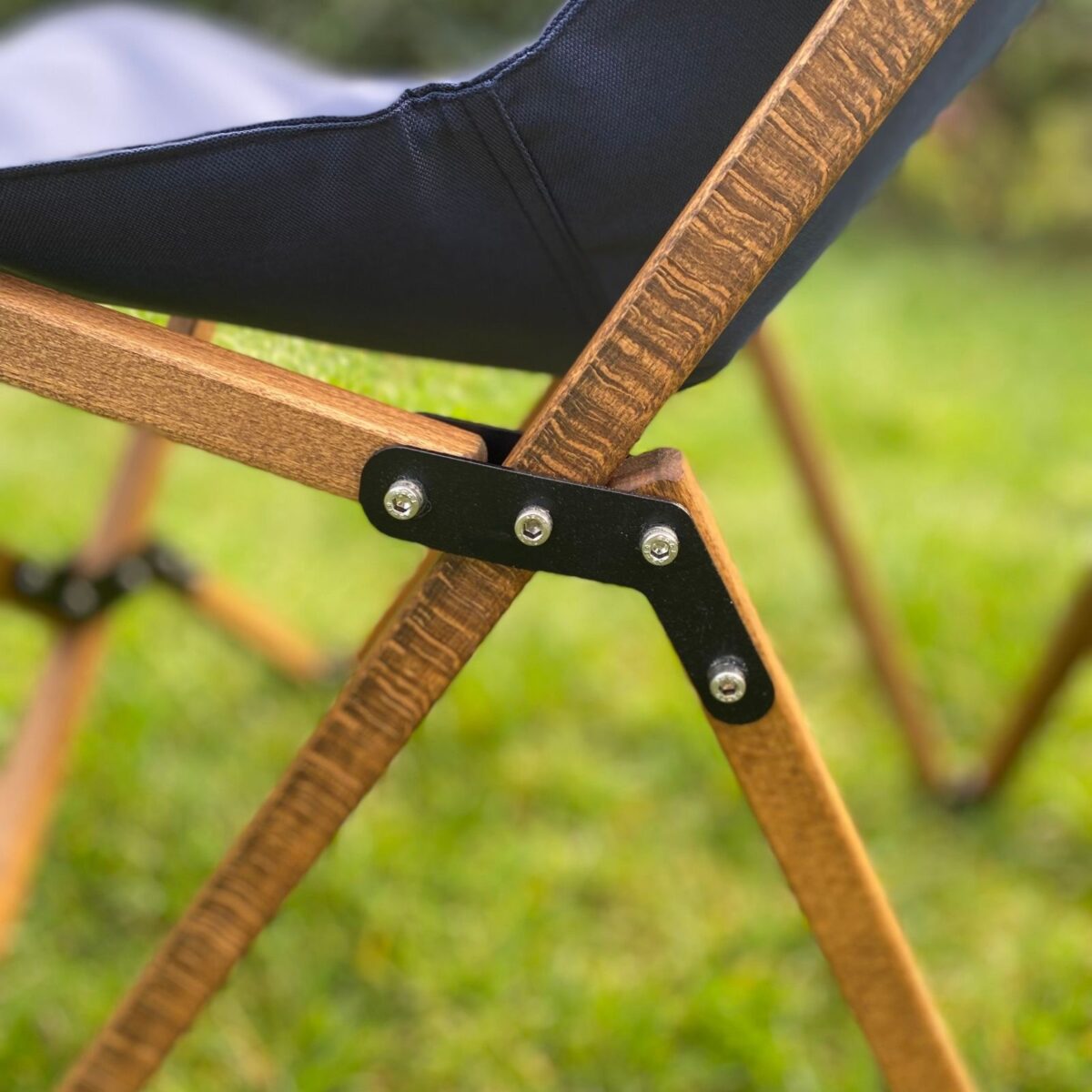 BAG THE JOY AHŞAP KATLANIR MASA SANDALYE SETİ – KAHVERENGİ - LACİVERT - 70*70*55 - Görsel 17